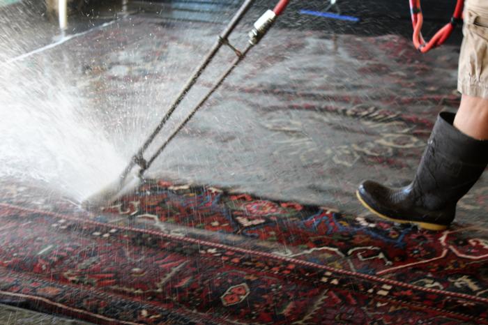 cara mencuci karpet