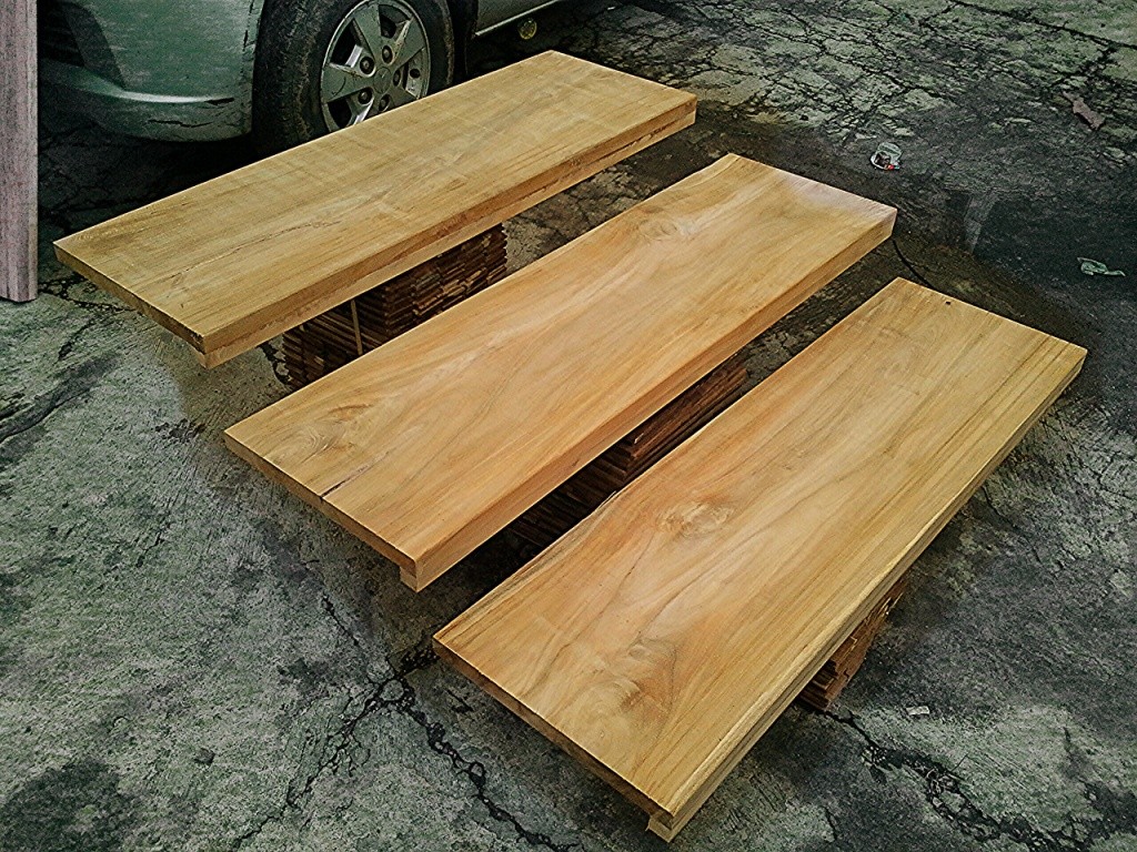 jenis kayu untuk tangga